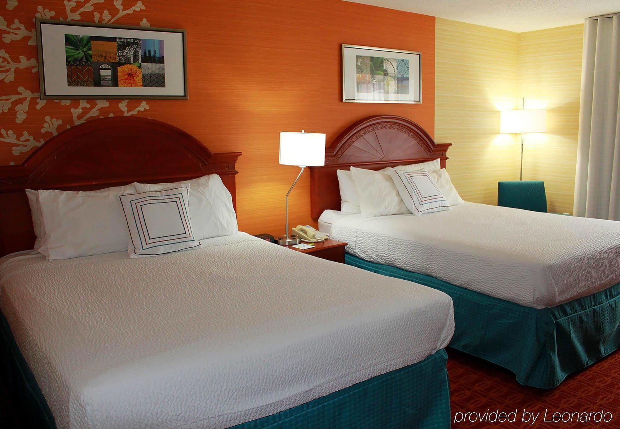 Fairfield Inn & Suites Detroit Farmington Hills Bagian luar foto